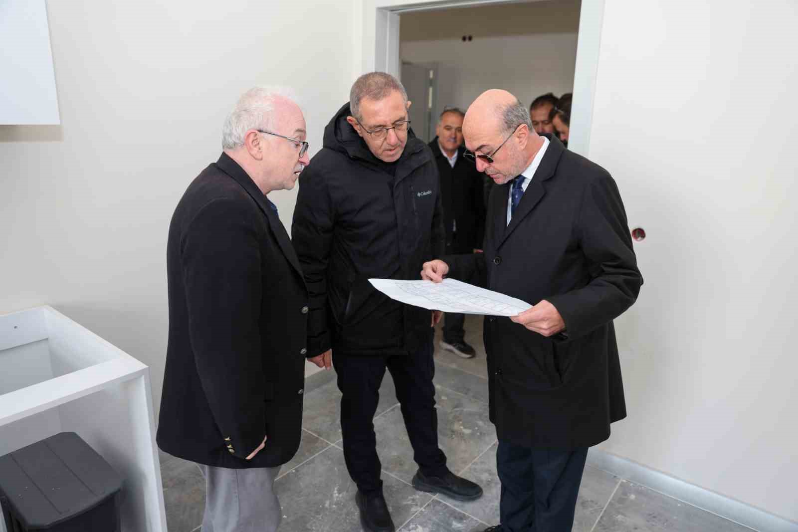 Yazır Mahalle Külliyesi hızla yükseliyor