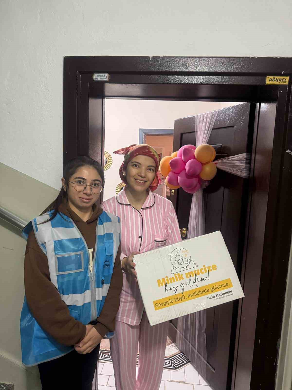 Nebi Hatipoğlu’ndan Eskişehir’deki yeni doğan bebeklere destek
