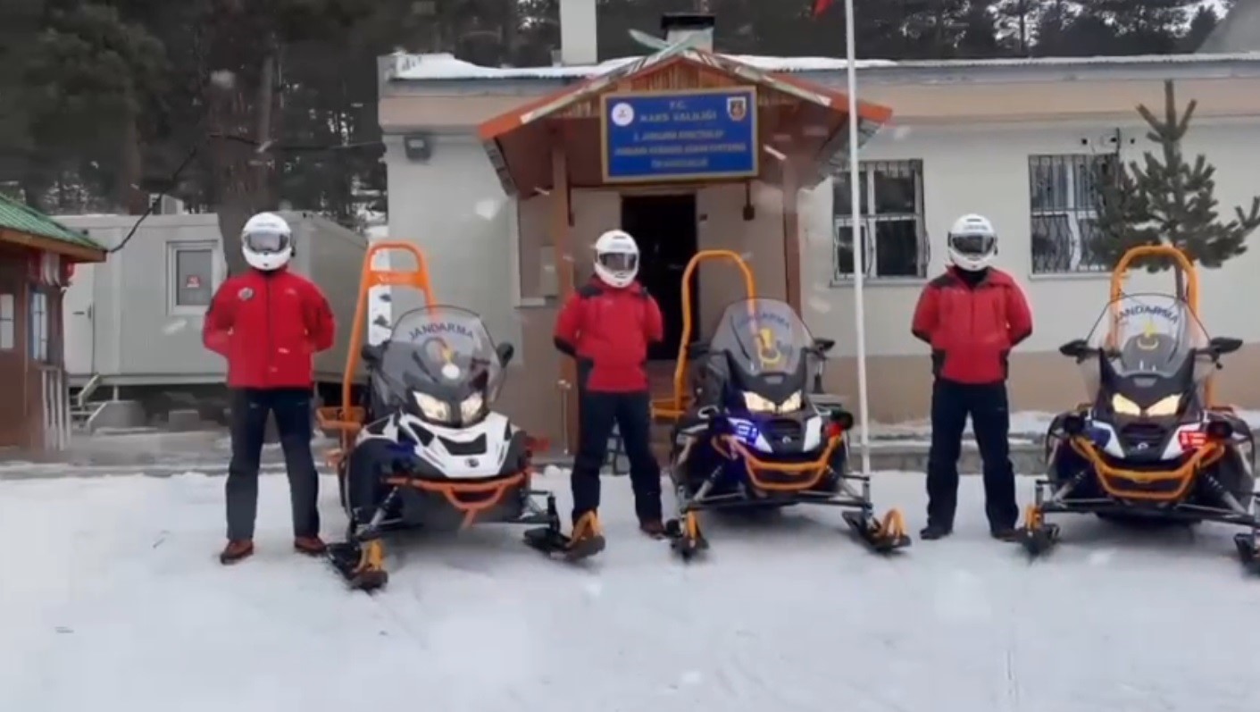 JAK Timleri Sarıkamış’ta hazır kıta