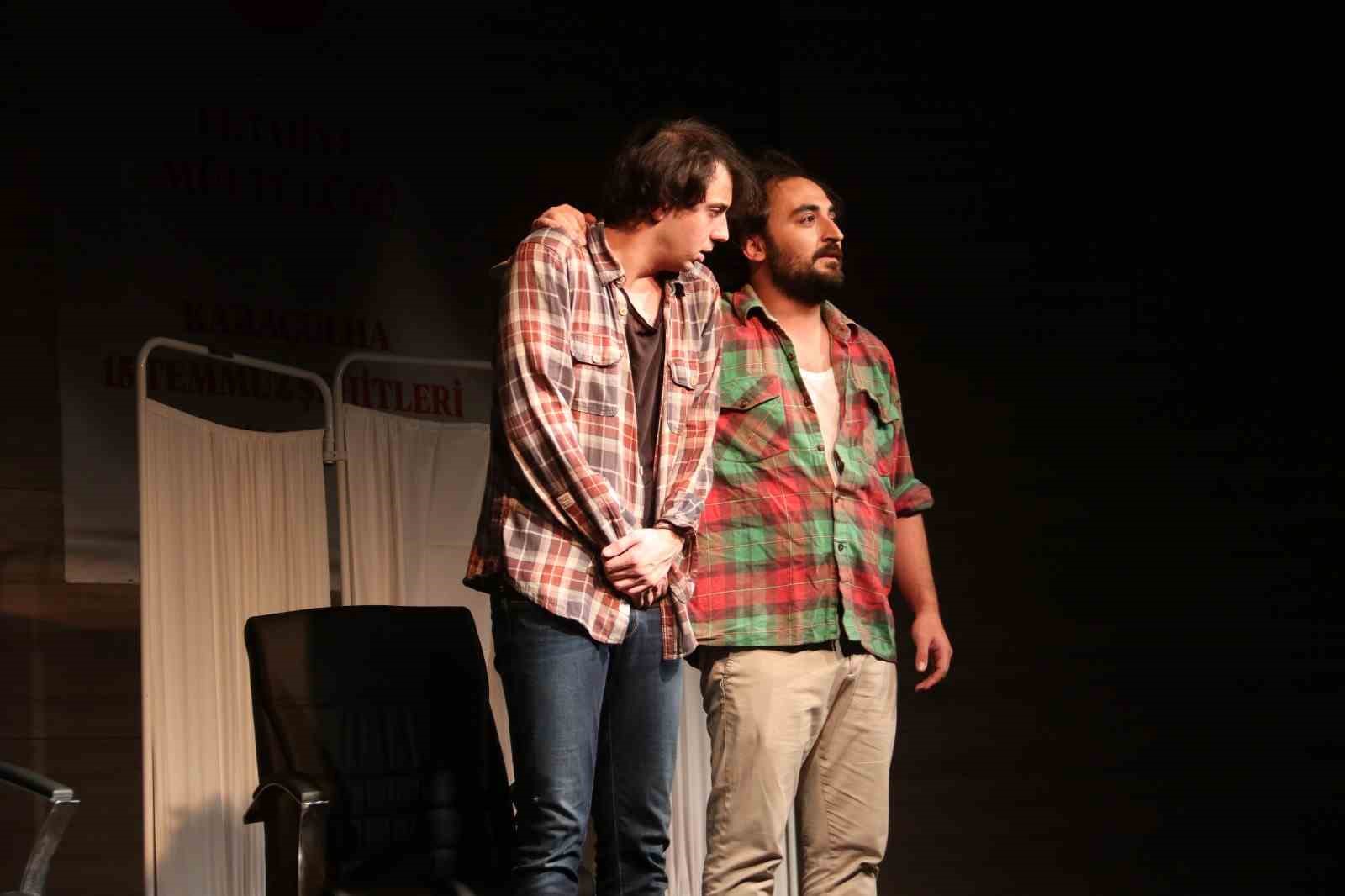 Bağımlılık Farkındalığı Tiyatro Oyunu Fethiye’de Öğrencilerle Buluştu