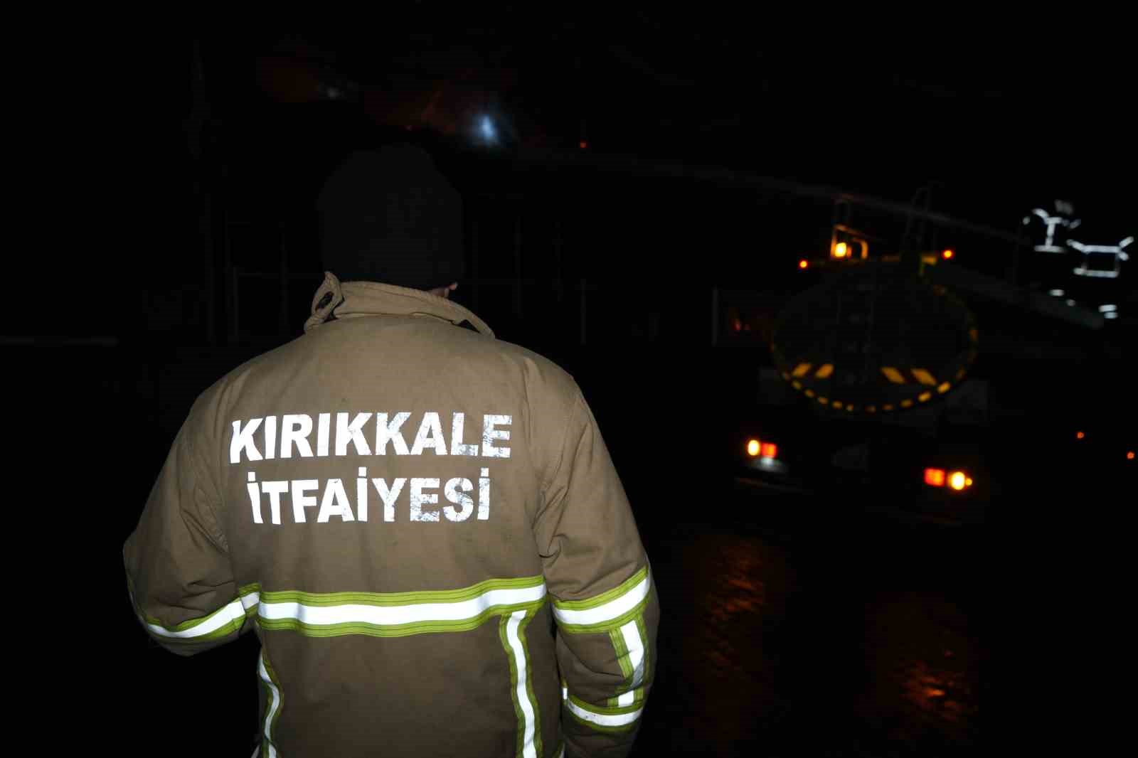 Kırıkkale Valisi Makas’tan fabrika yangınıyla ilgili açıklama: "Tamamen kontrol altına aldık"