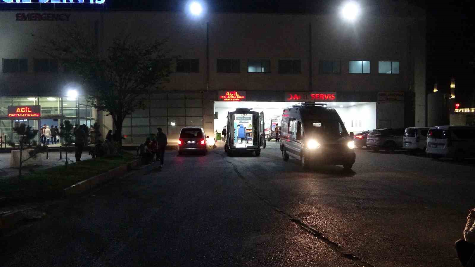 Malatya’da üç aracın karıştığı kazada 6 kişi yaralandı