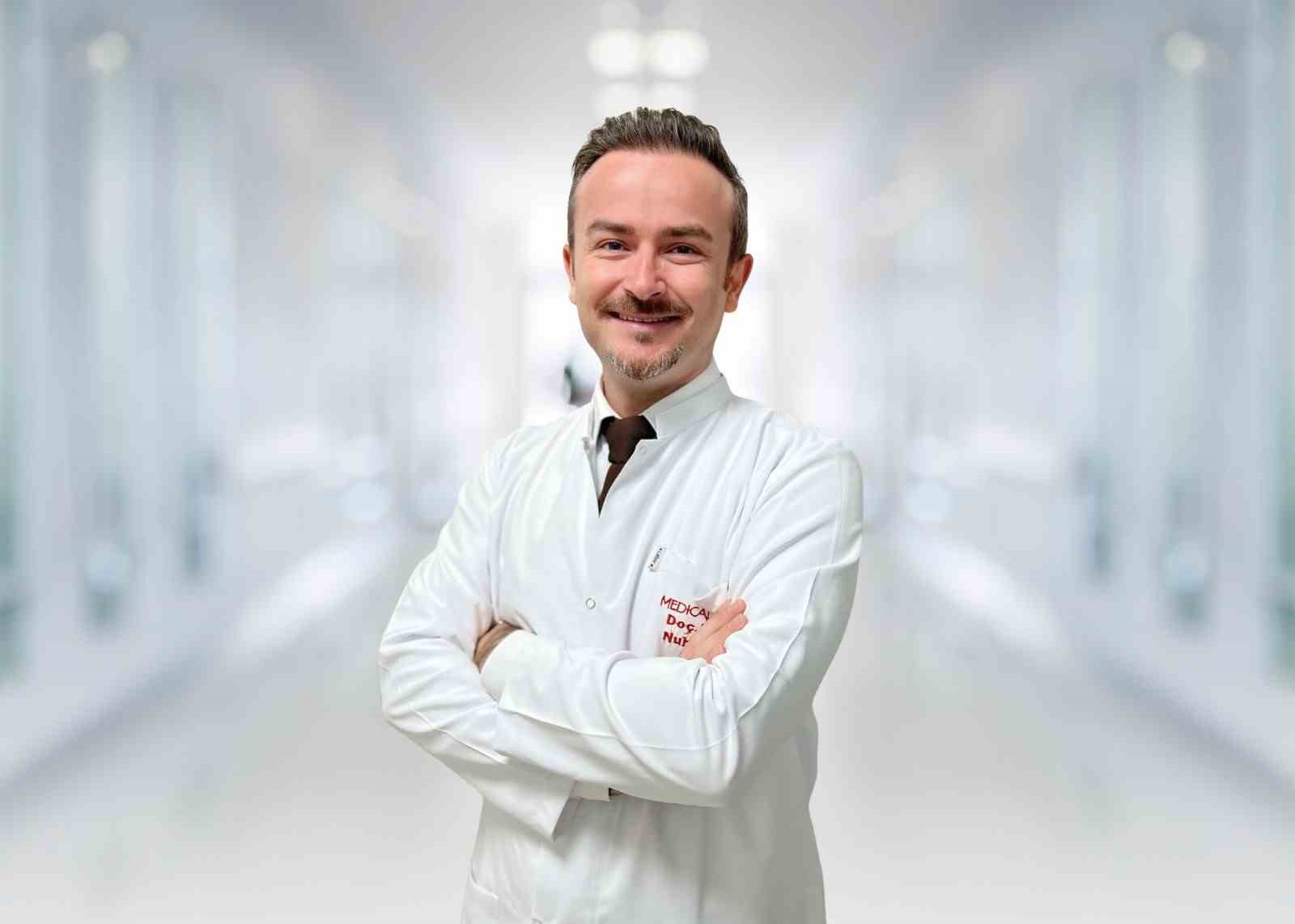 ‘Burun estetiğinde altın oran, kişiye özel belirlenmeli’