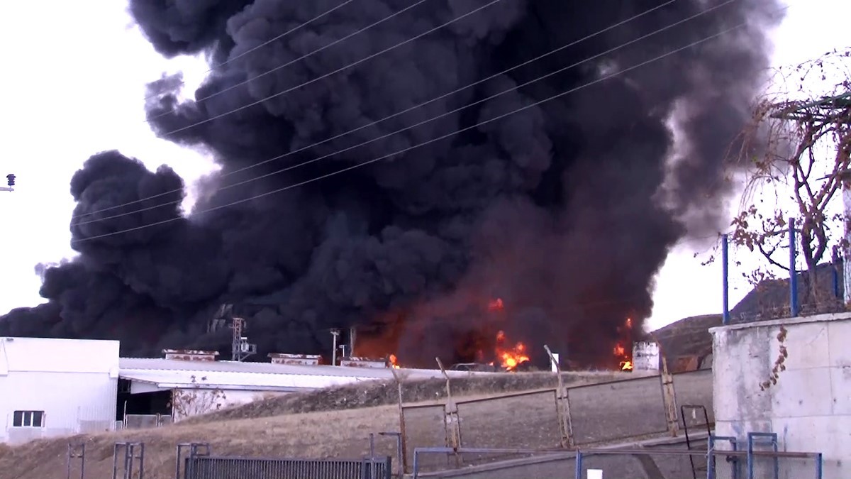 Kırıkkale’de kimya fabrikasında yangın