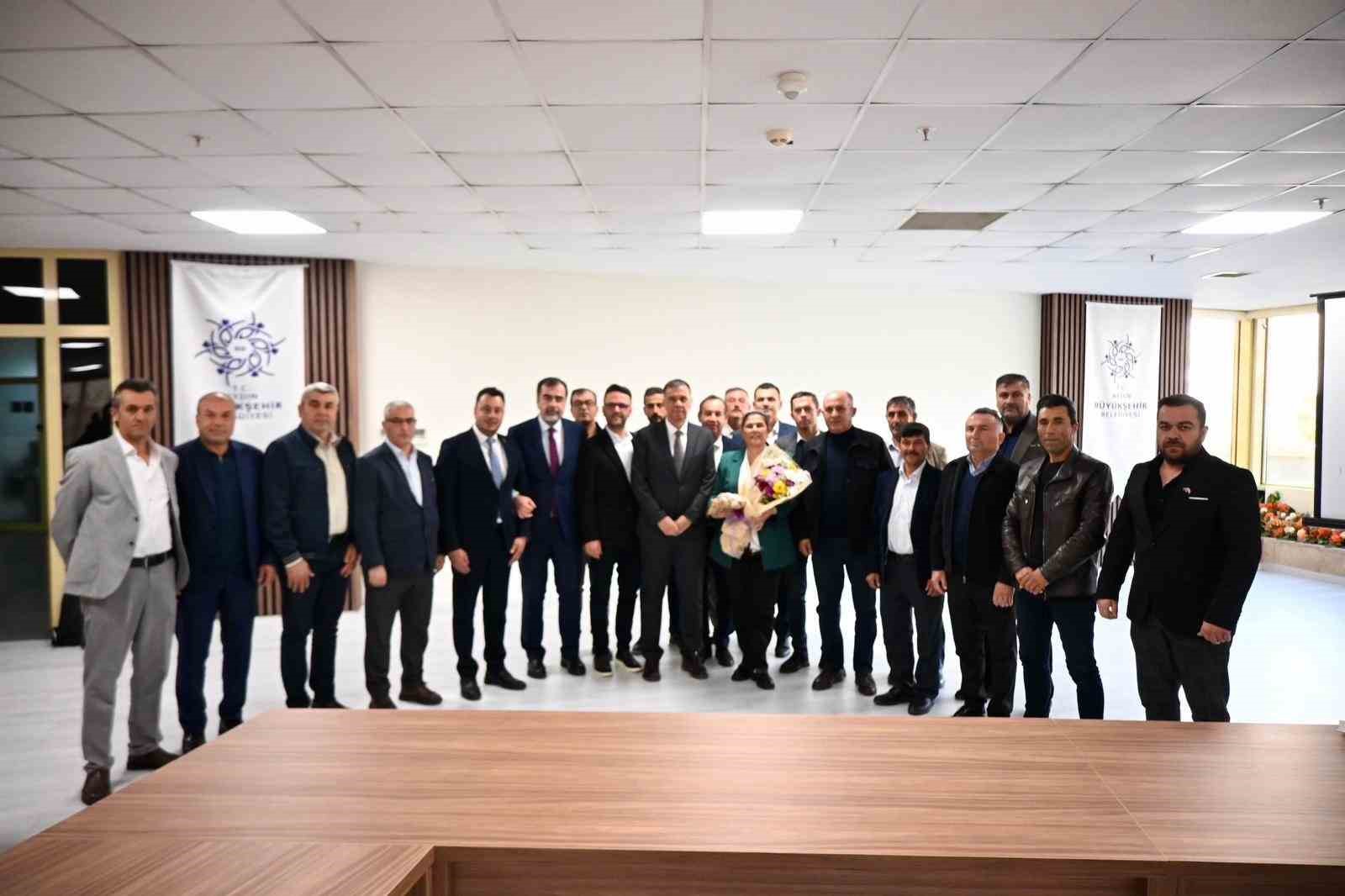 Başkan &Ccedil;er&ccedil;ioğlu, Yenipazar&rsquo;da muhtarlarla bir araya geldi
