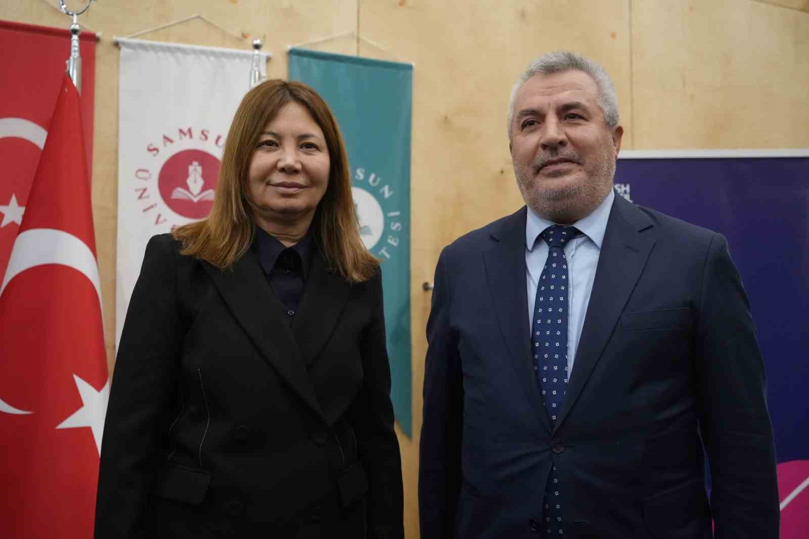 &Ouml;SYM Başkanı Ersoy: "YDS&rsquo;de yapay zeka ile hazırlanan sorular tam not aldı, kapsamı genişleteceğiz"
