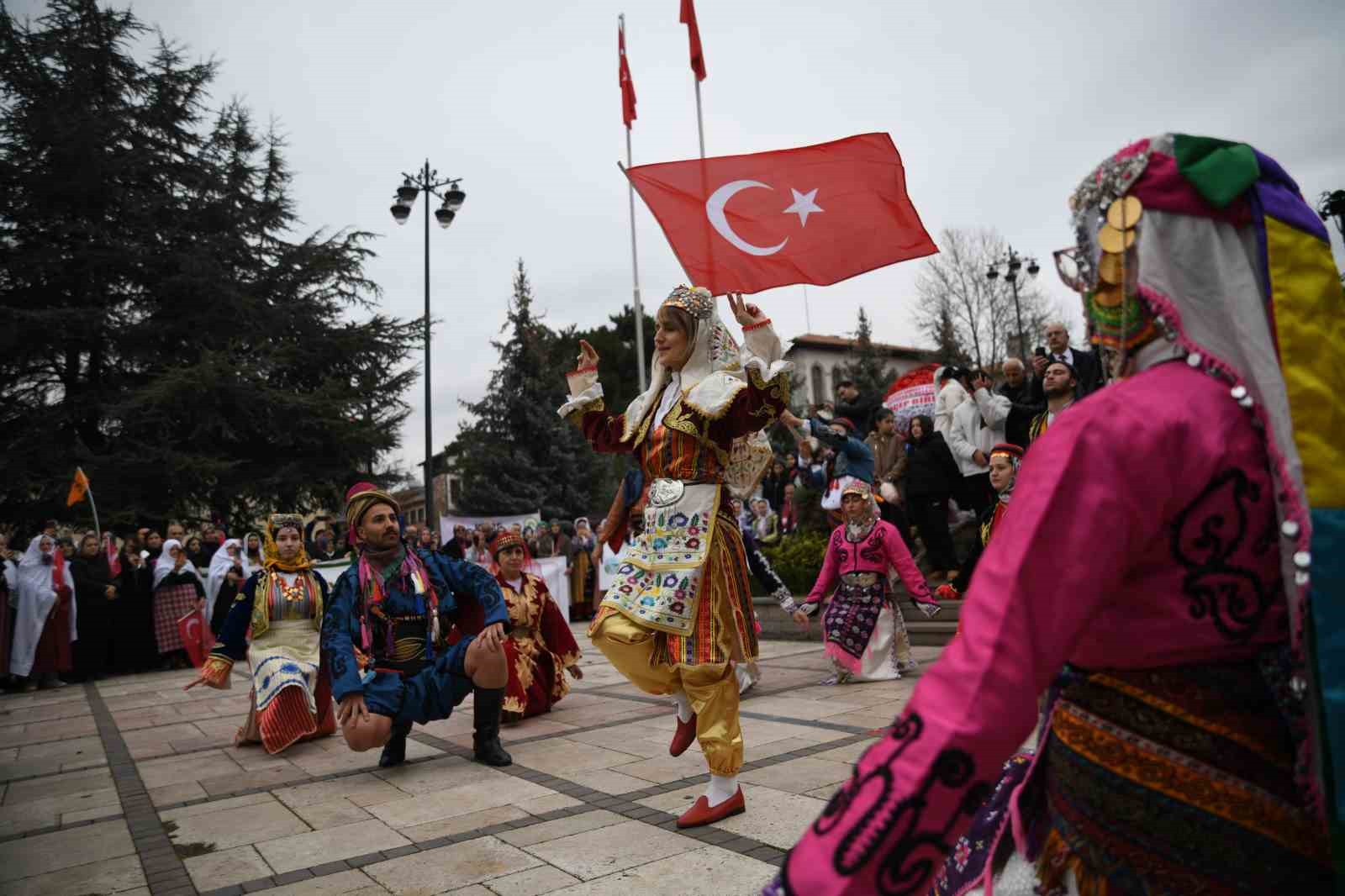 İlk Türk kadın mitinginin 106’ncı yıl dönümünde, birlik ruhu yeniden yaşatıldı