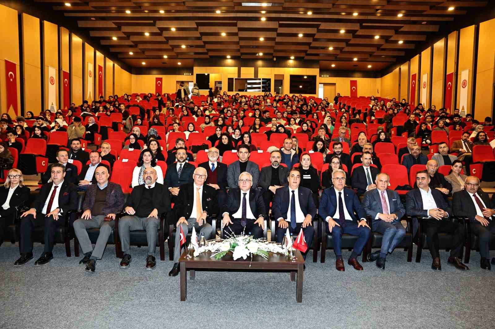 Sivas Sanayi Zirvesi&rsquo;nde &lsquo;Demirağ OSB&rsquo;  vurgusu yapıldı
