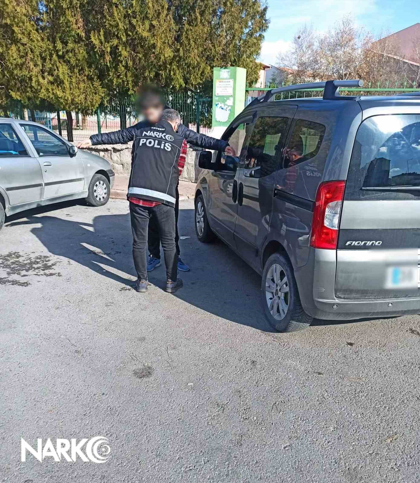 Narko-Okul uygulamasında 19 şahıs sorgulandı
