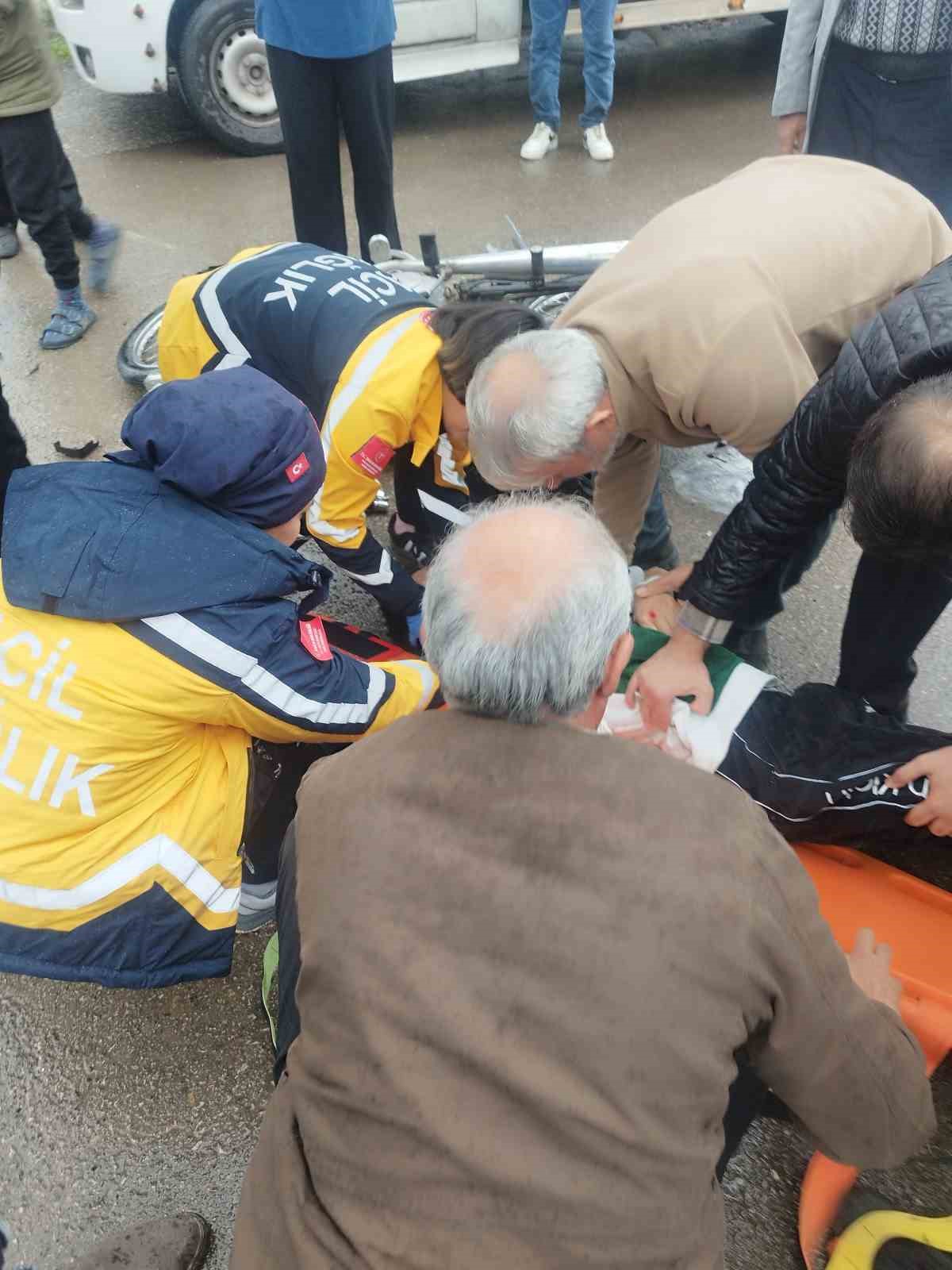 Kaskla yaşama tutunan motosikletli genç: "Polisler doğru söylüyormuş"
