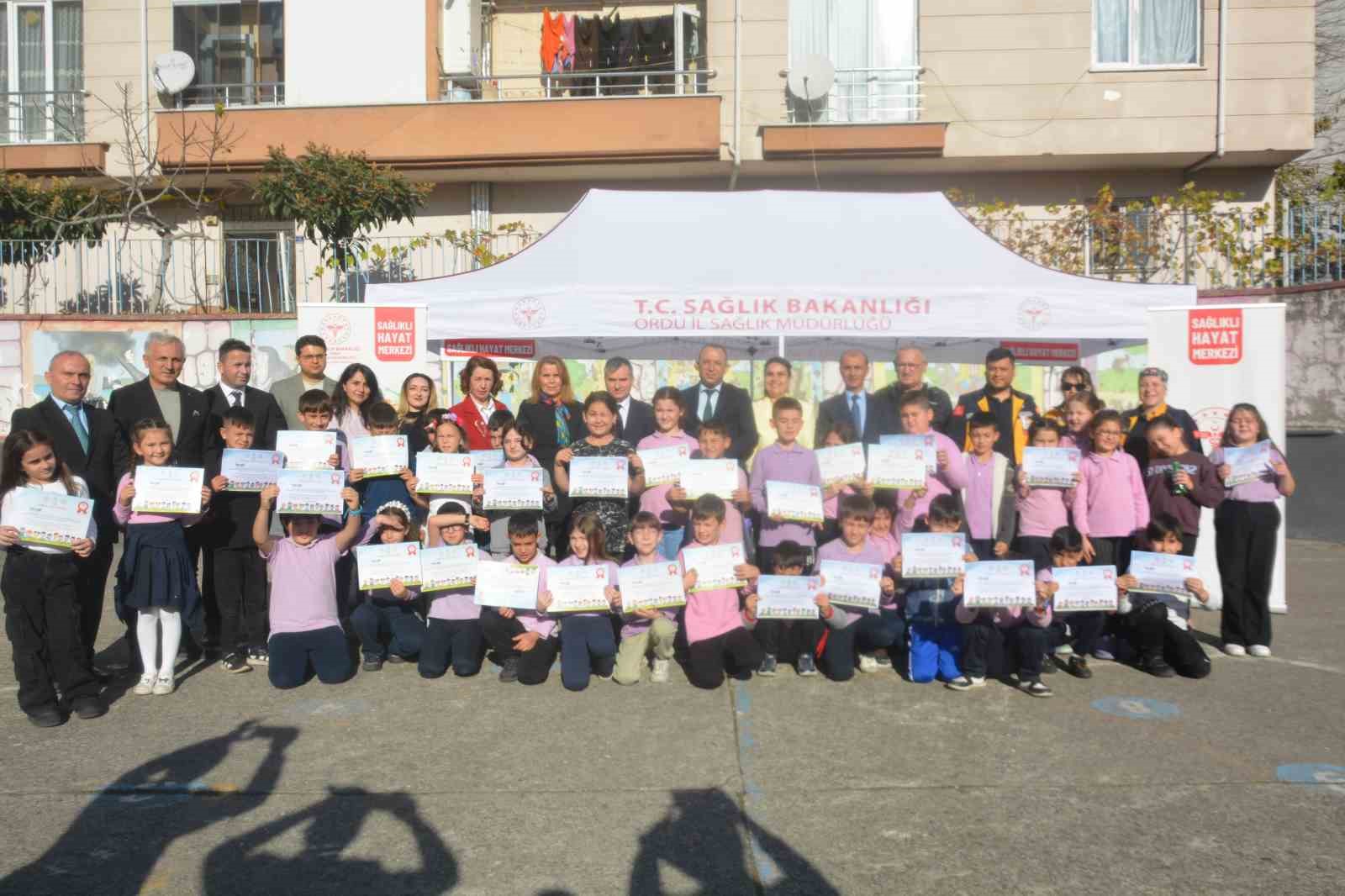 Ordu’da minik öğrenciler "sağlık elçisi" oluyor