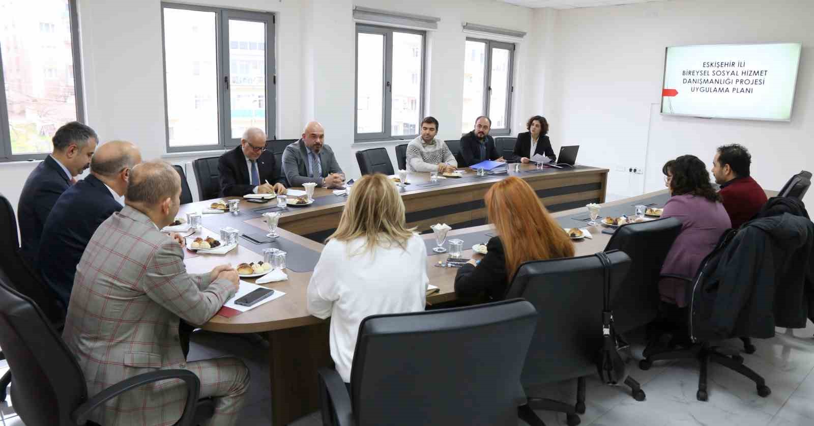 Otizm Eylem Planı kapsamında ’iyi uygulamalar’ mercek altına alındı