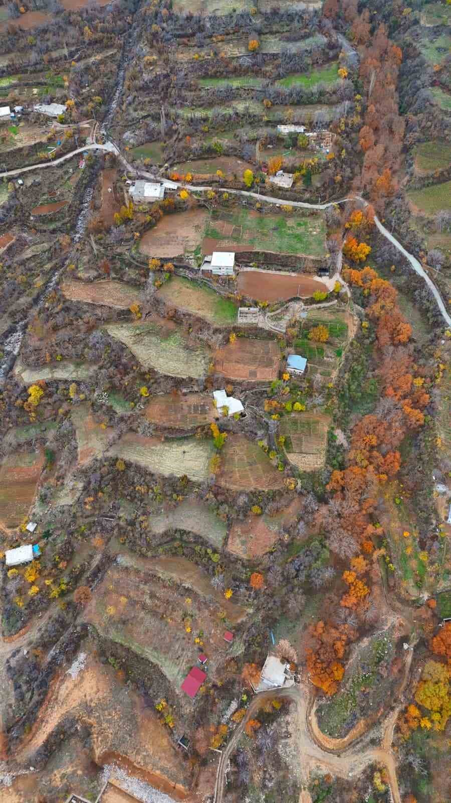 Batman’da yaşanan renk cümbüşü kamerada