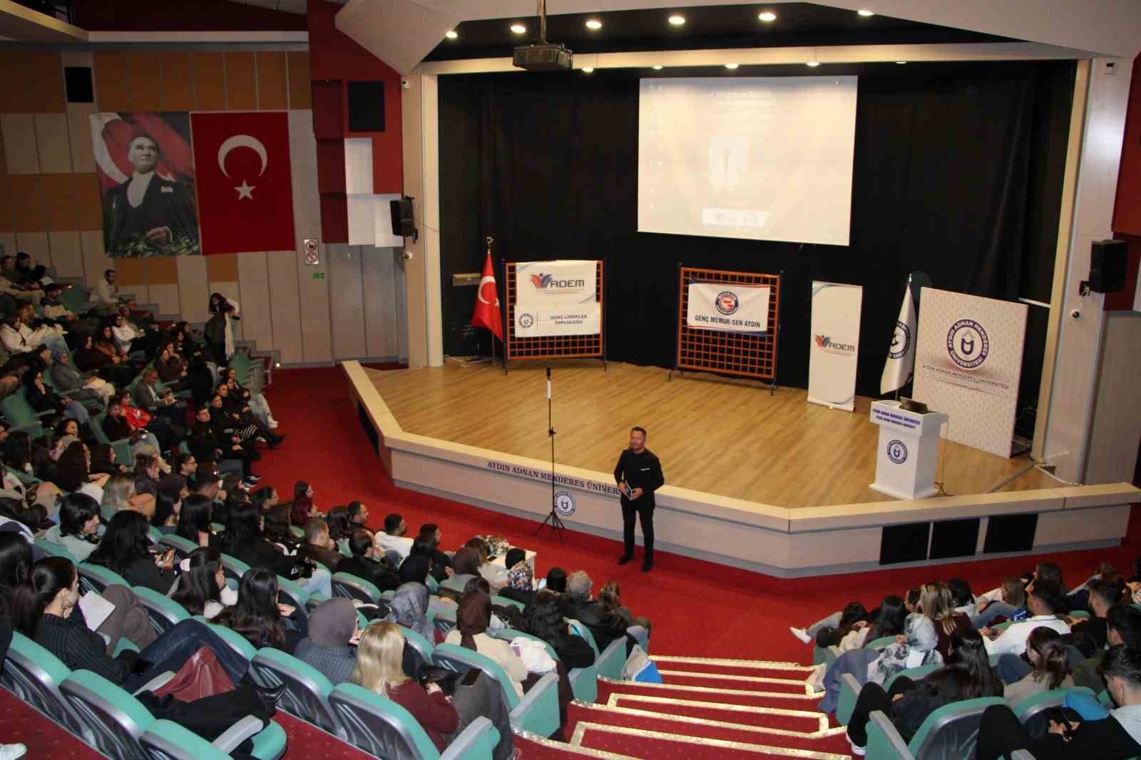 ADÜ’de &quot;Diksiyon ve Topluluk Önünde Konuşma Sanatı&quot; etkinliği gerçekleşti