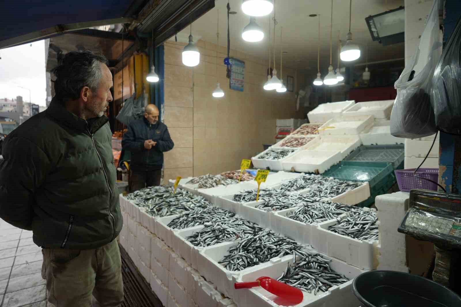 Hamside bolluk azaldı, fiyatı 200 TL’ye çıktı