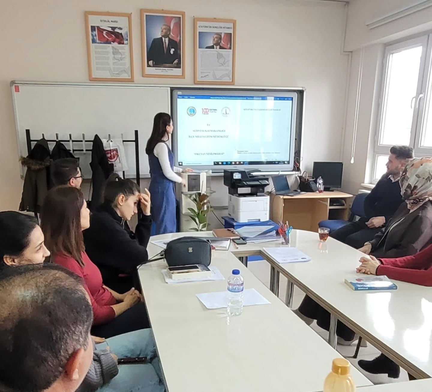 Altıntaş’ta "Okuyan Nesil" projesi tanıtıldı