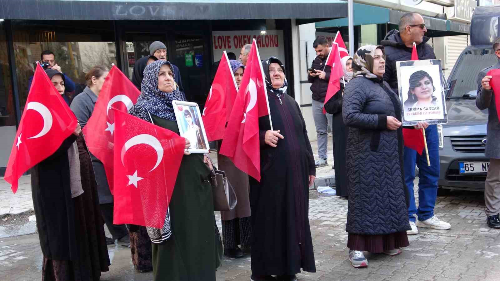Vanlı annelerin evlat nöbeti 114’üncü haftasında