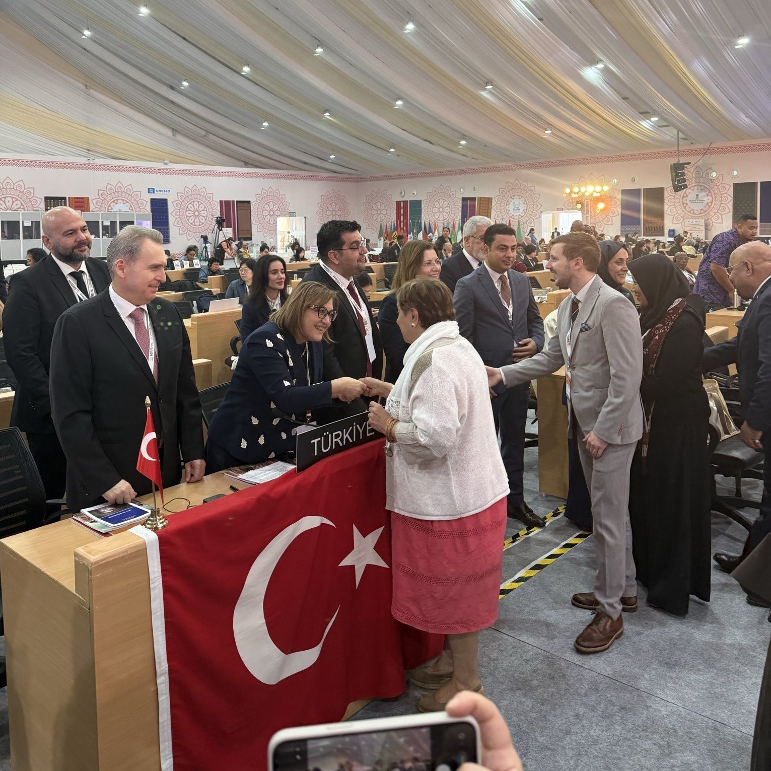 Şahin’in girişimiyle el emeği göz nuru Antep İşi Nakışı UNESCO tarafından tescillendi