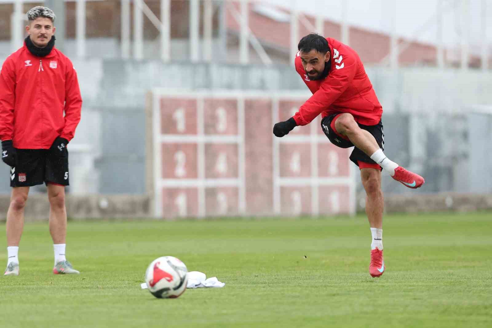 Sivasspor’da Çorum FK maçı hazırlıkları sürüyor