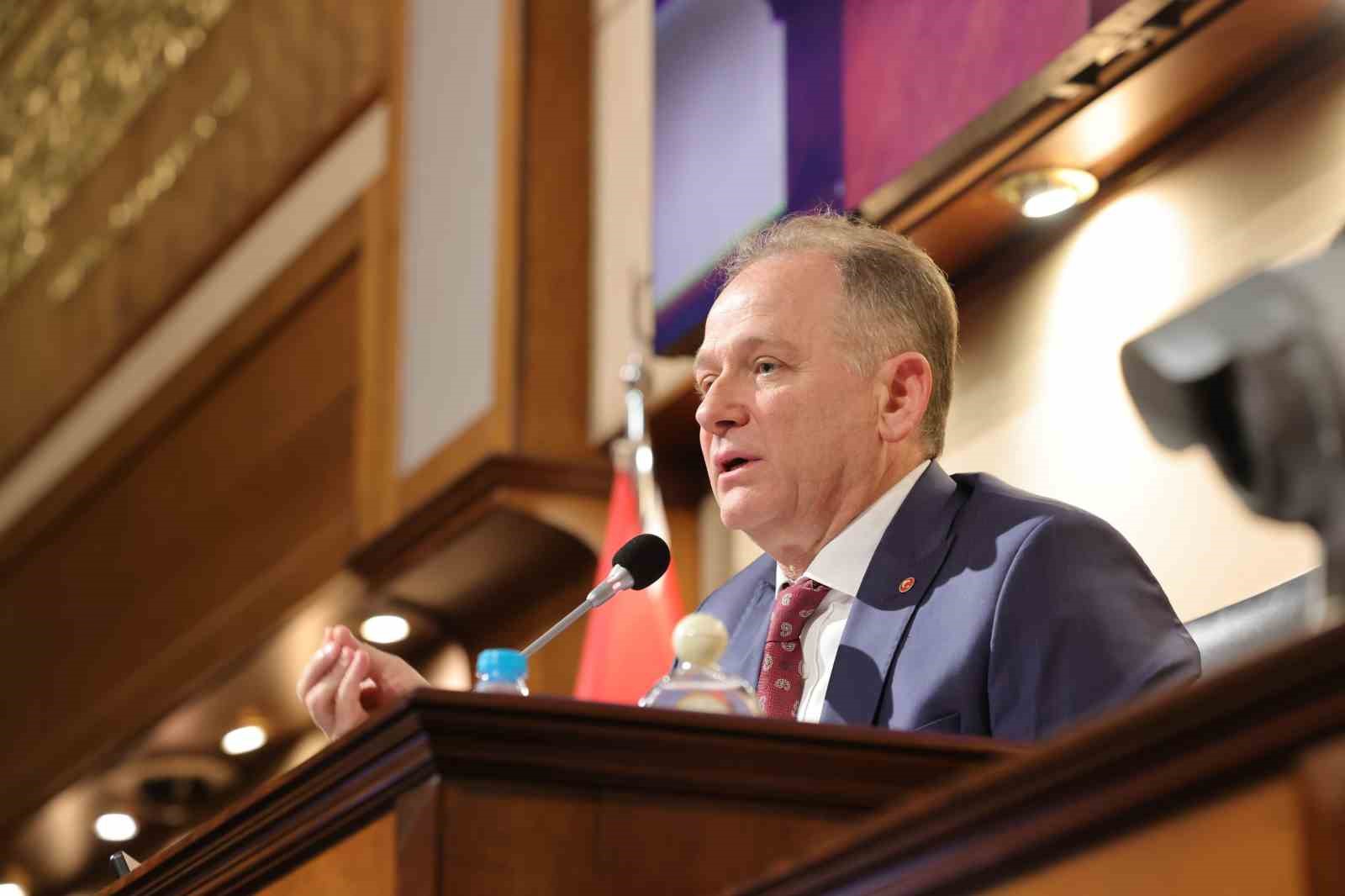 İBB Meclisi’nde çöpe atılan İSBİKE bisikletleri gerginliği