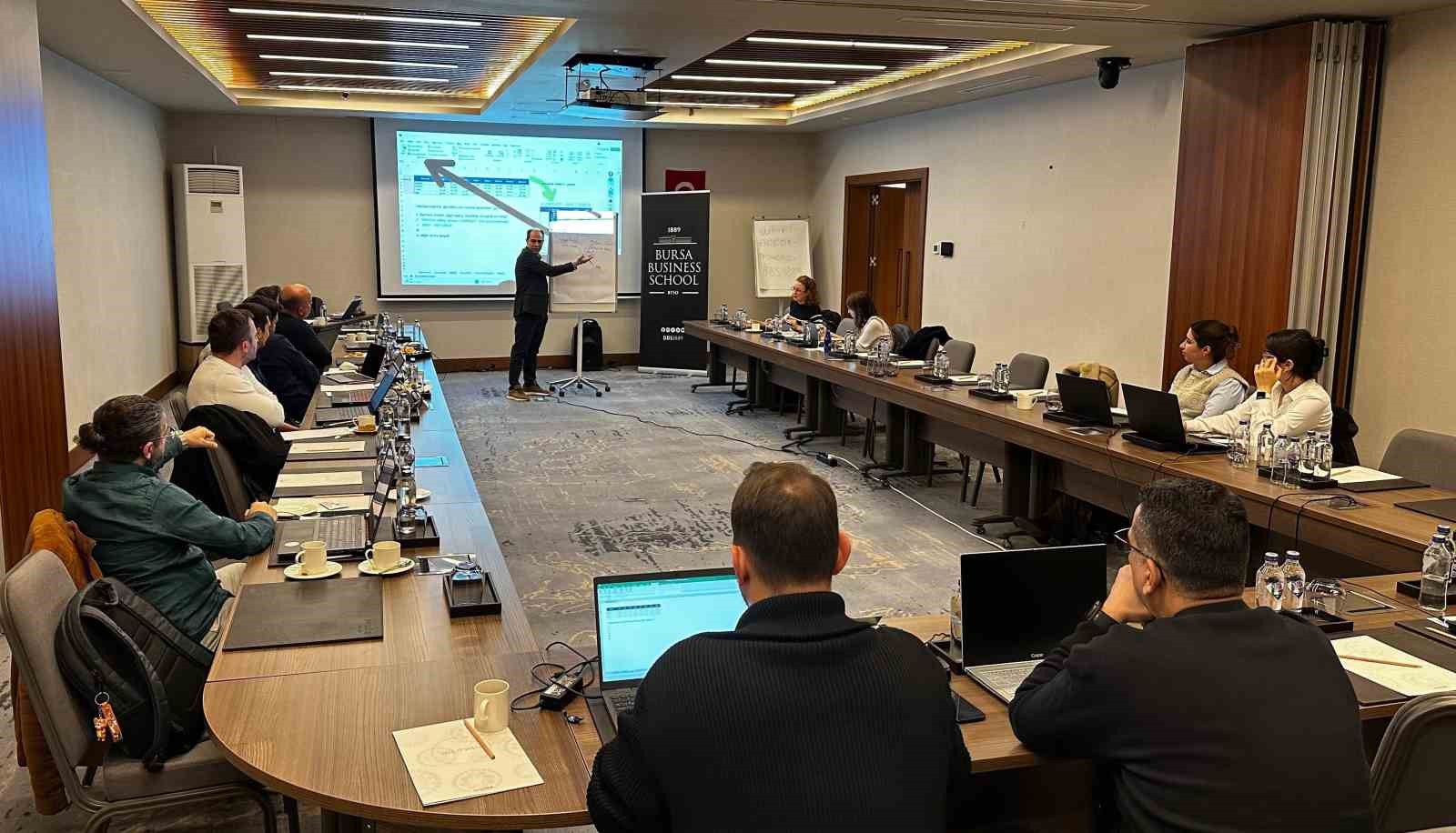 Bursa Business School’da ‘veri’den değer üretme eğitimi