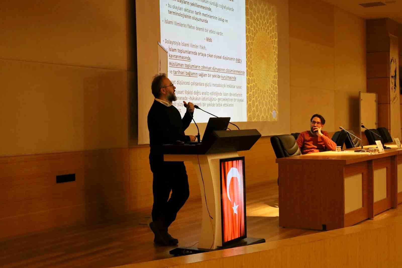 SAÜ’de İslam hukuku ve siyaset felsefesi konuşuldu