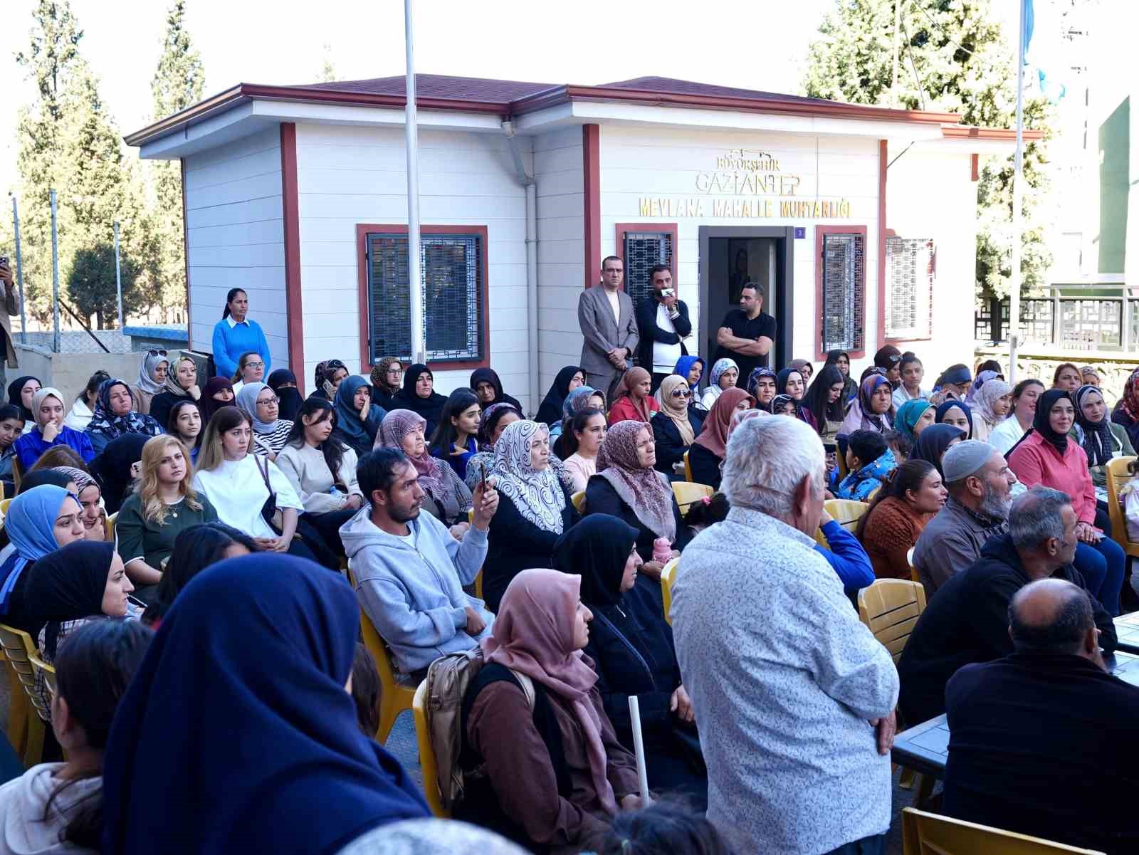 Yılmaz, Mevlana Mahallesi’nde vatandaşlarla buluştu