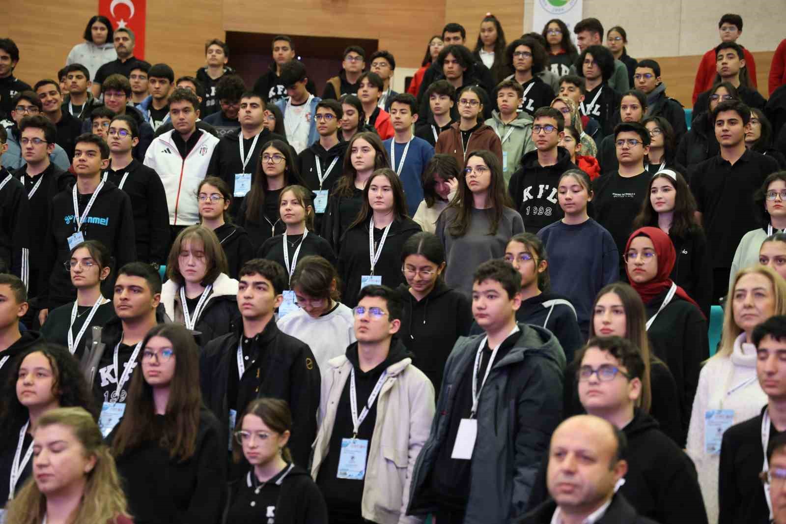 Liseliler anlattı, öğrenci ve velileri dinledi