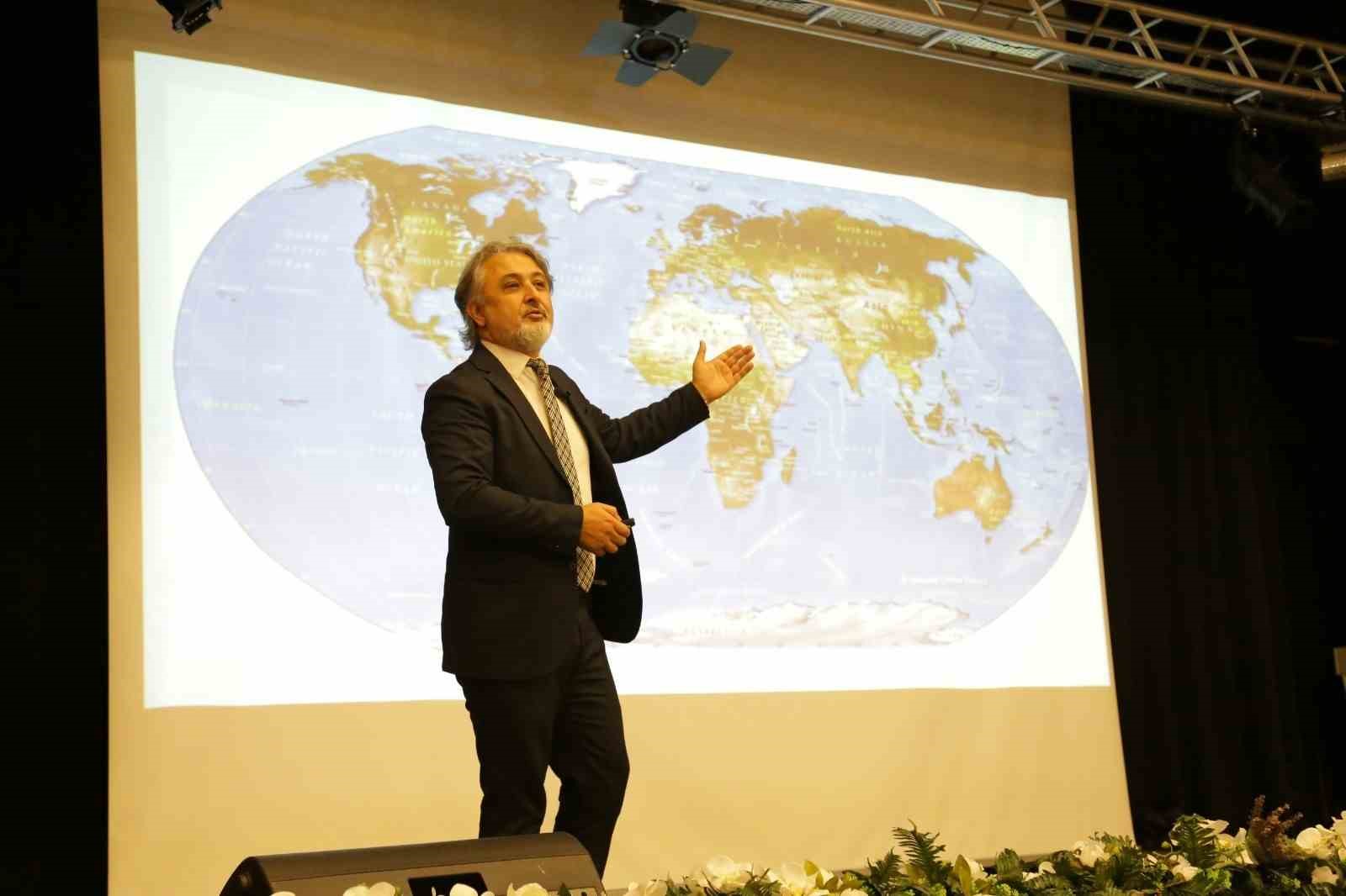 Prof. Dr. Ersan Başar: "Antarktika dünyanın kara kutusu"