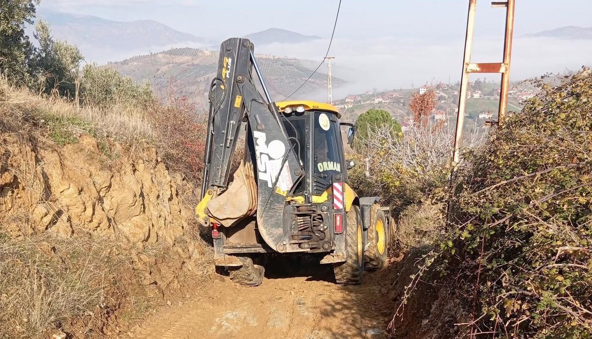 Sarıgöl’de ova yolları düzenleniyor