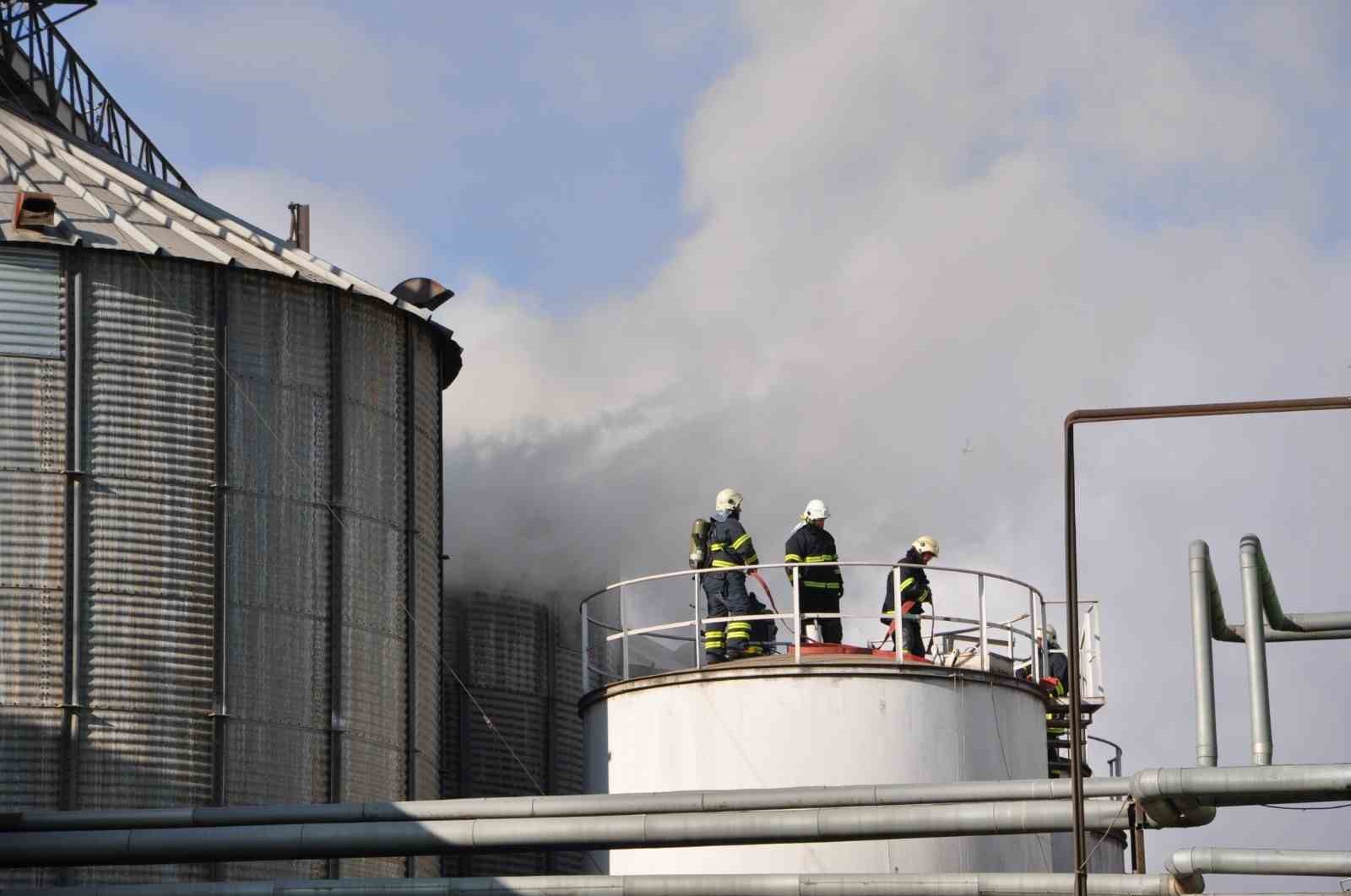 Yağ fabrikasında yangın
