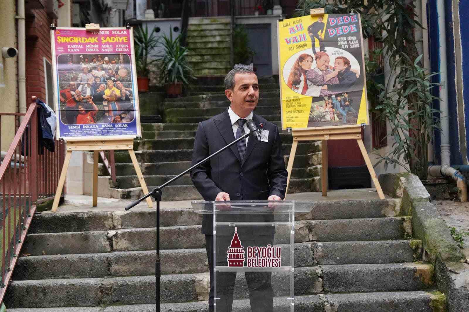 Adile Naşit vefatının 38. yılında Beyoğlu’nda anıldı
