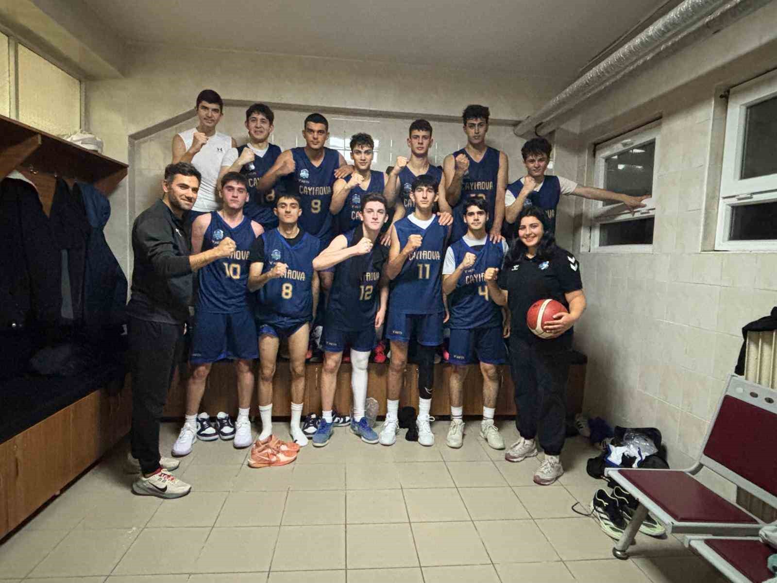 Çayırova Belediyesi U18 Basketbol Takımı grubunu namağlup lider tamamladı