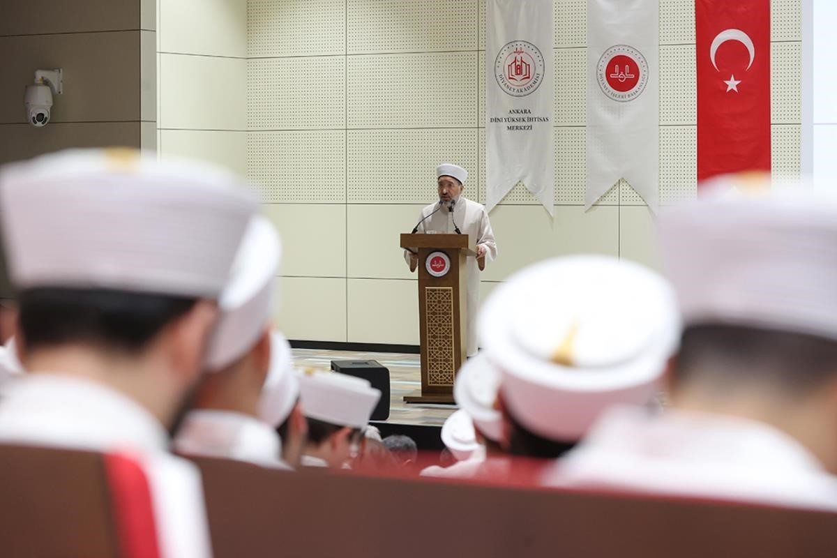 Diyanet İşleri Başkanı Arpaguş: "Kurslarımızı Peygamber Efendimizin örnekliğinin hayata taşınması hususunda güçlü bir zemin olarak değerlendiriyoruz"