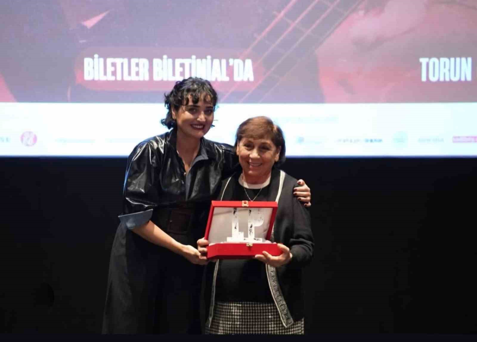 "Bir Orkestranın İzinde" En İyi Belgesel Film &ouml;d&uuml;l&uuml;ne layık g&ouml;r&uuml;ld&uuml;
