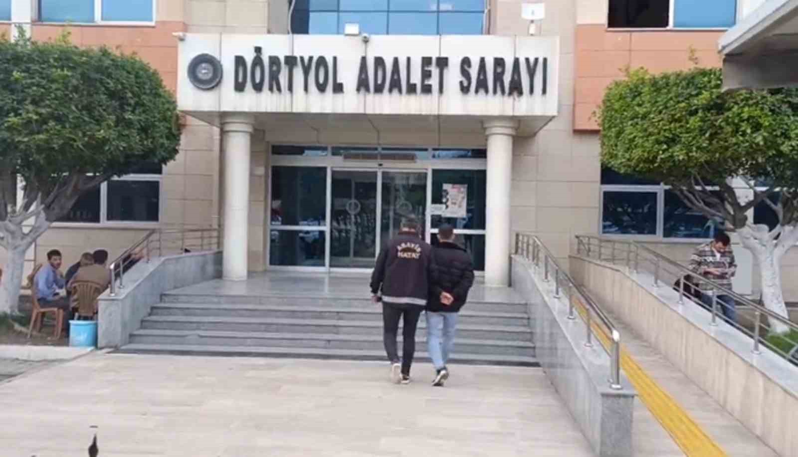 Dörtyol’da hapis cezası ile aranan 4 kişi tutuklandı
