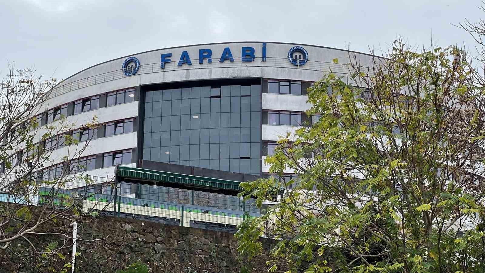 Hastasından fazla para talep eden profesöre tutuklama
