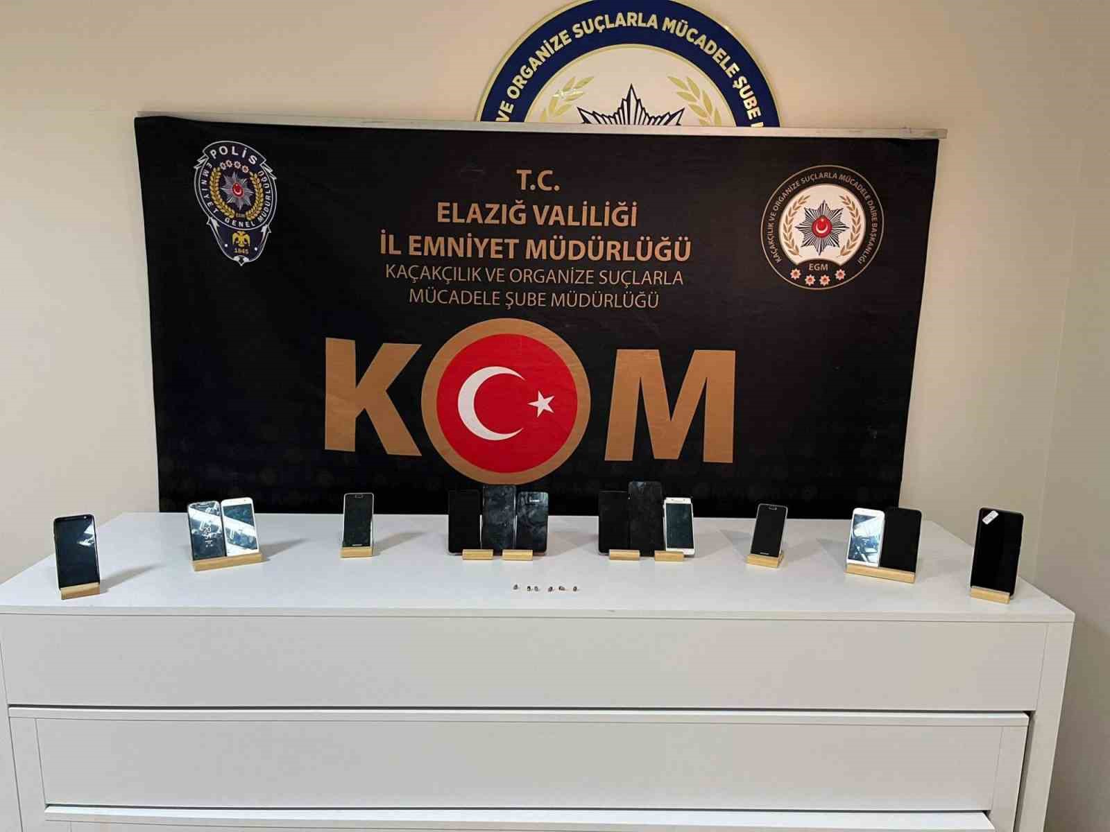 Ehliyet sınavındaki kopya düzeneğine 2 tutuklama
