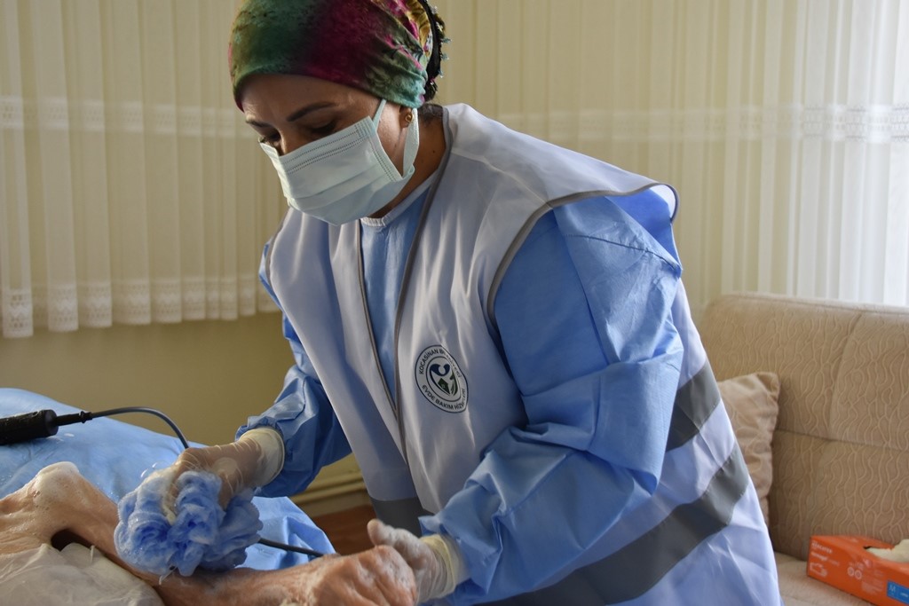 Başkan Çolakbayrakdar: "Her bir hemşehrimin gönlüne dokunmak için çalışıyoruz"
