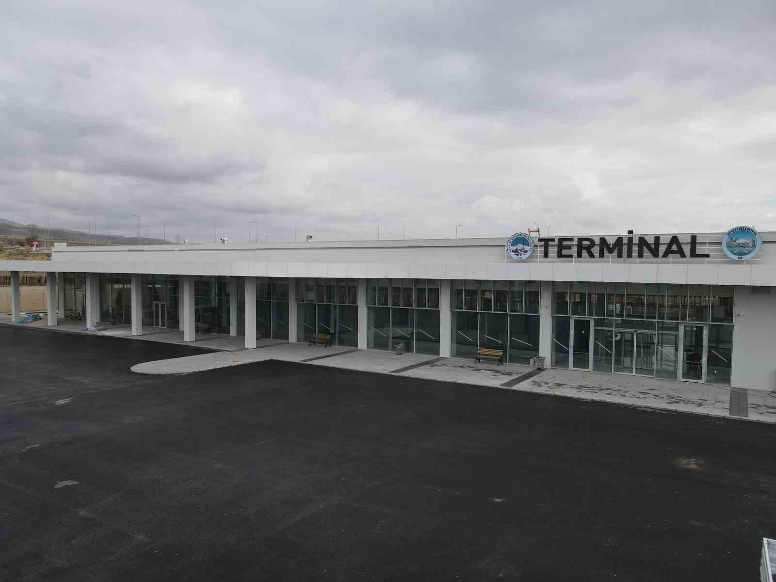 Develi’ye kazandırılan terminal binası hizmete hazır
