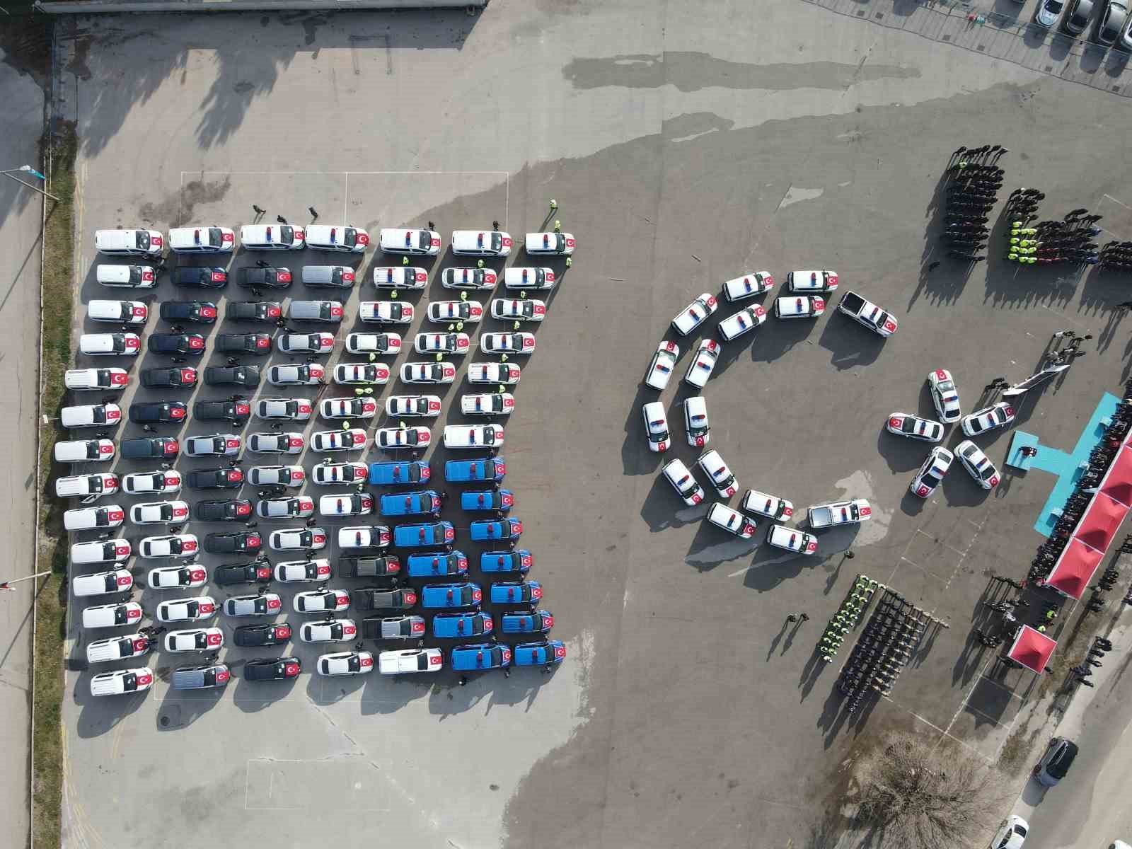 Çorum’da jandarma ve emniyete tahsis edilen 123 yeni araç törenle teslim edildi