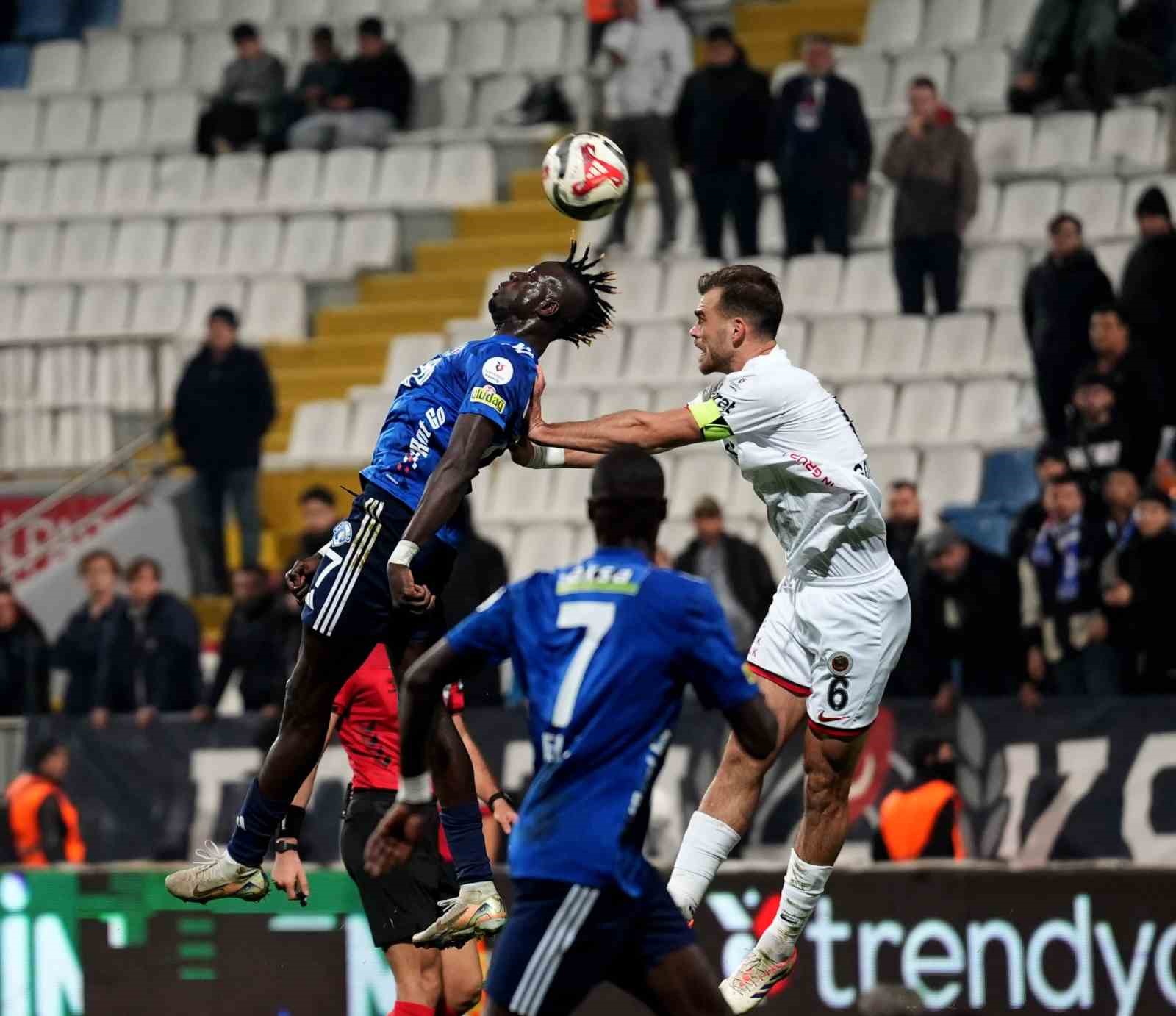 Trendyol Süper Lig: Kasımpaşa: 0 - Gençlerbirliği: 0 (Maç sonucu)