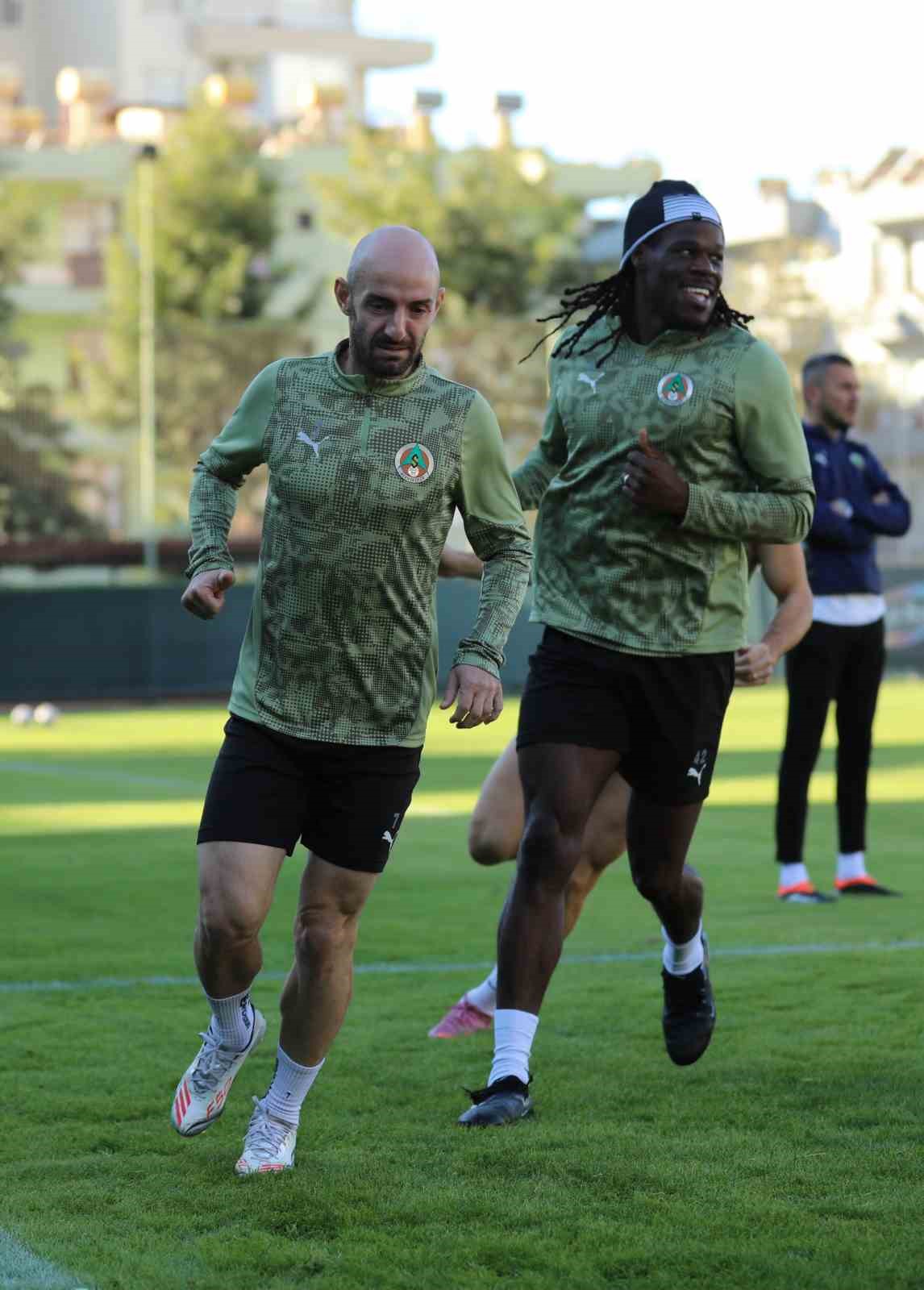 Alanyaspor, Kayserispor maçı hazırlıklarını tamamladı