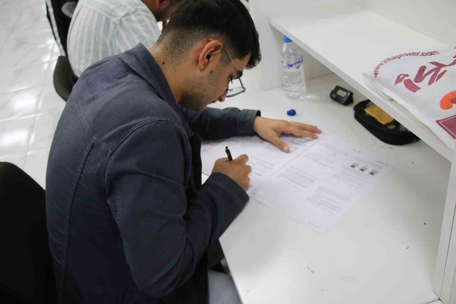 Haliliye&rsquo;deki &ouml;ğrencilere eğitim desteği
