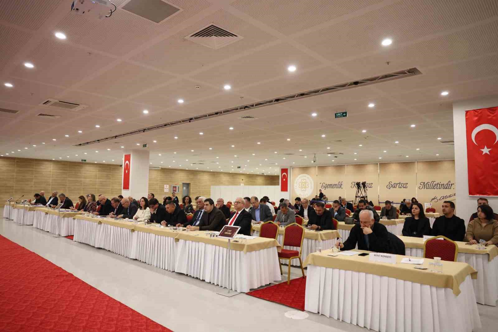 Muğla B&uuml;y&uuml;kşehir Belediye Meclisi 2025&rsquo;te kararların y&uuml;zde 95&rsquo;ini oy birliğiyle aldı
