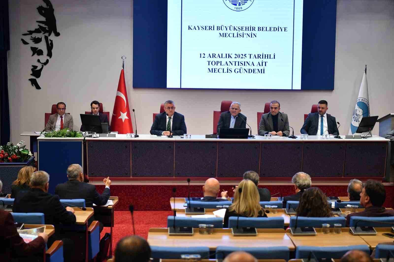 Büyükşehir yılın son meclis toplantısını gerçekleştirdi
