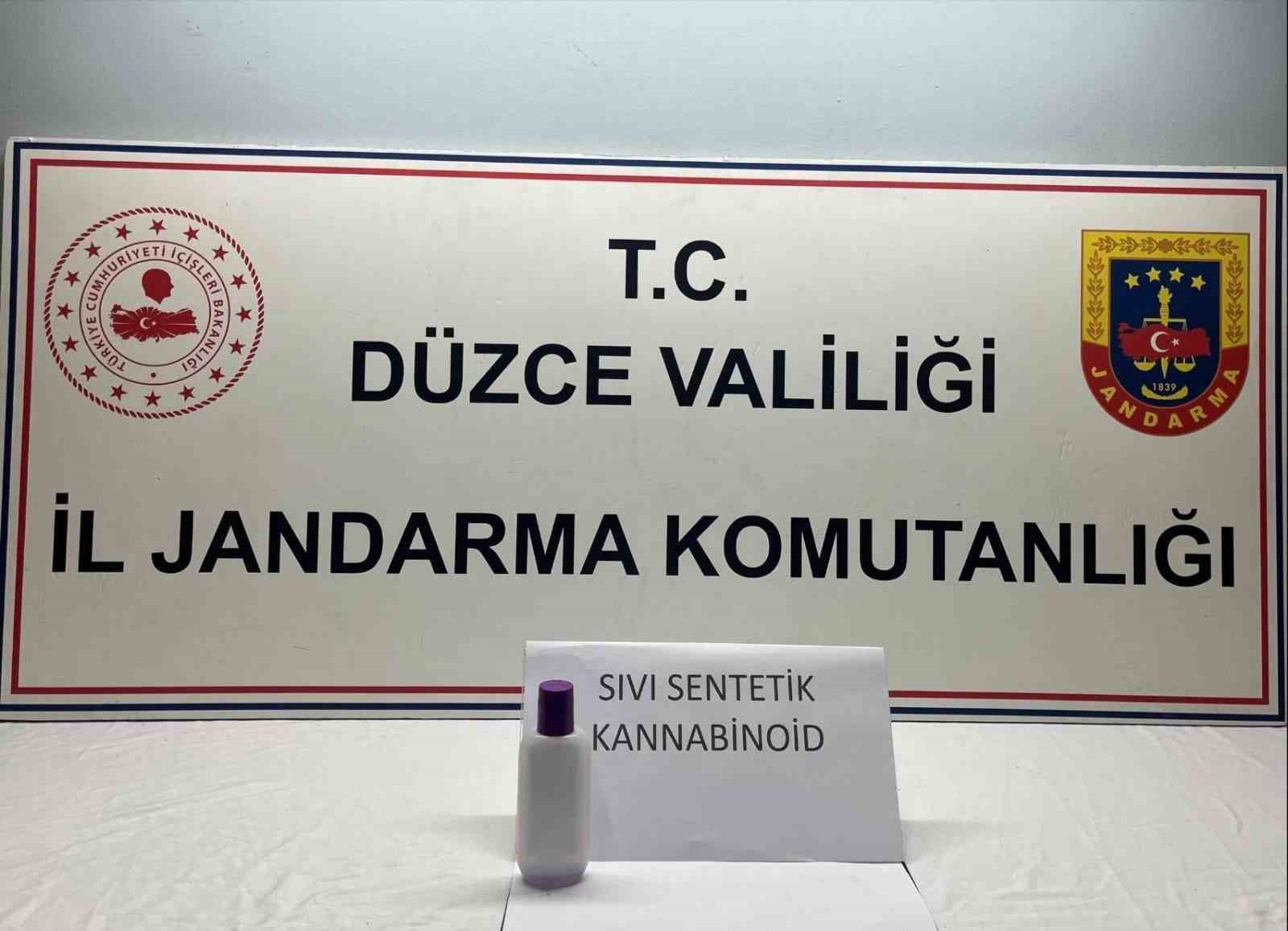 Jandarma devriye sırasında yakaladı, üzerinden uyuşturucu çıktı