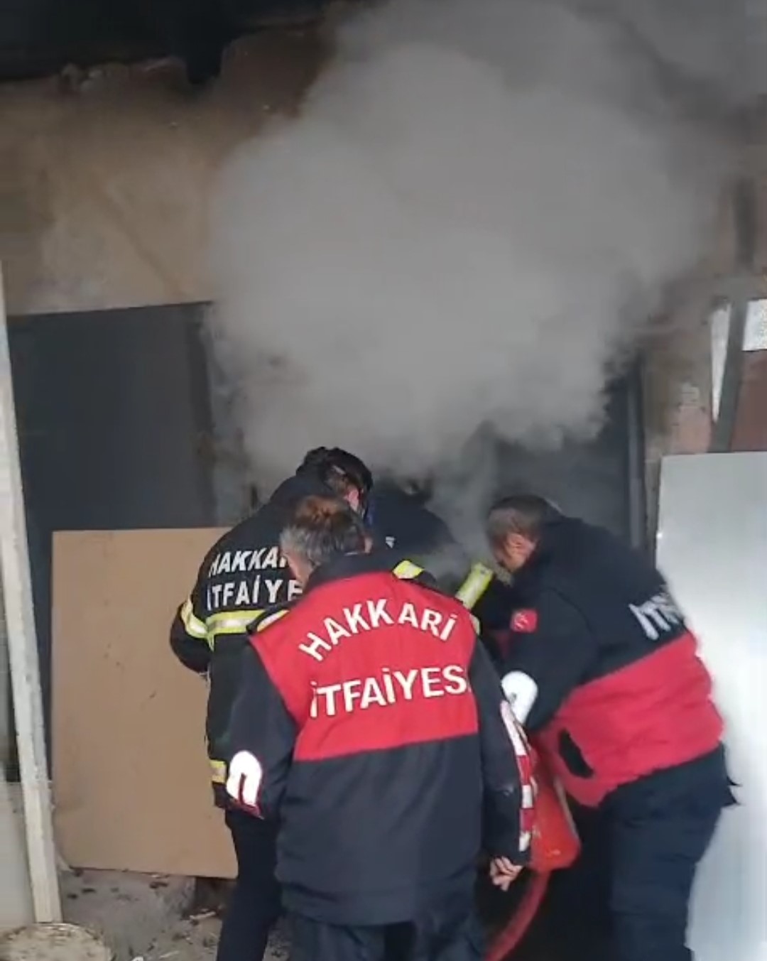 Hakkari’de demir atölyesinde patlama: 1 yaralı