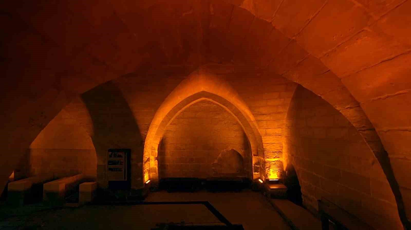 Gaziantep’teki tarihi kasteller fotoğraf tutkunlarını cezbediyor