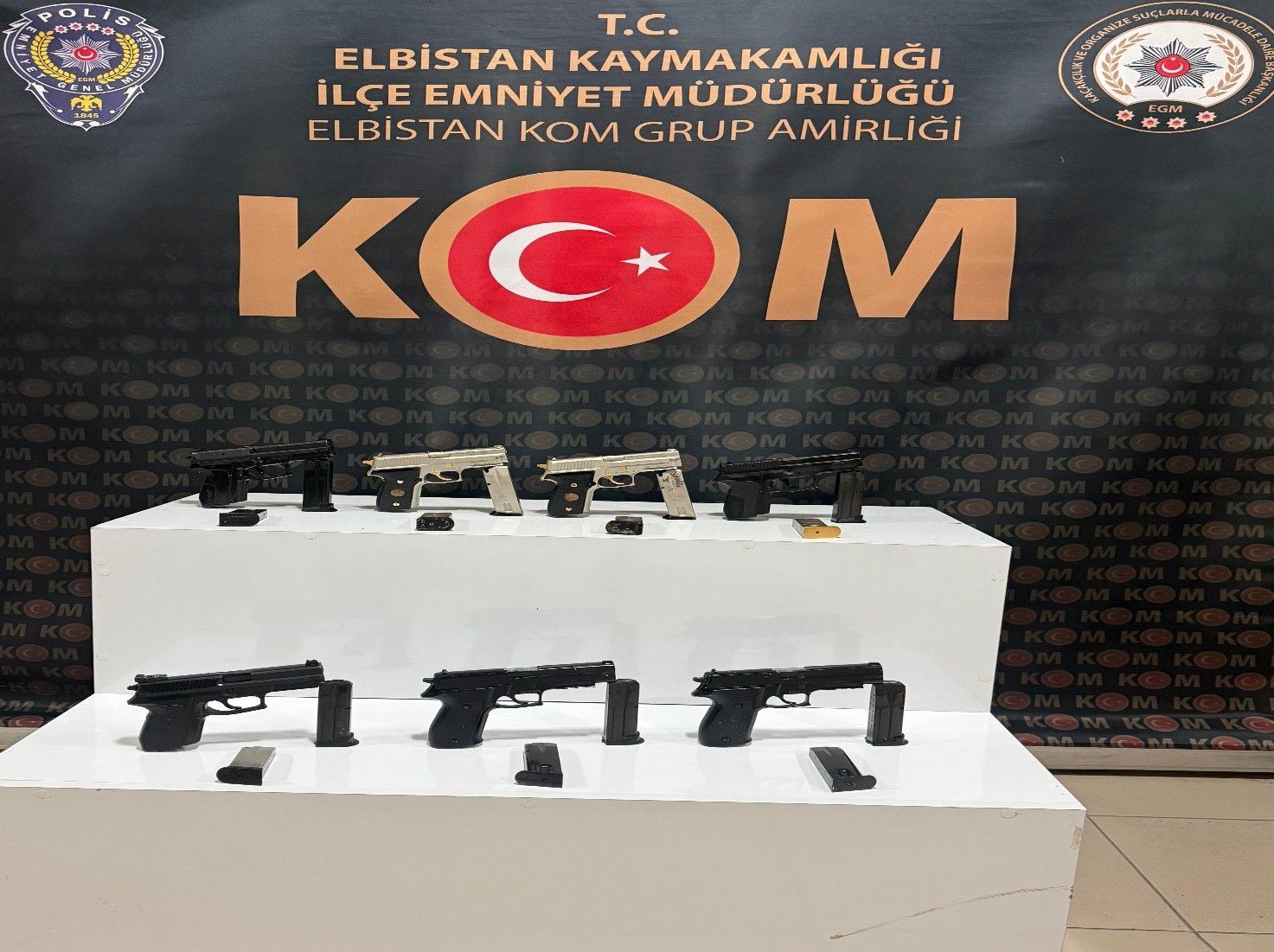 Kaçakçılık operasyonlarında Tevrat ele geçirildi